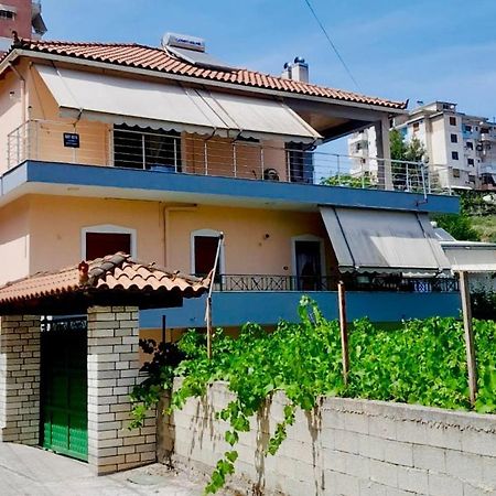 George 1 Lägenhet Gjirokastër Exteriör bild